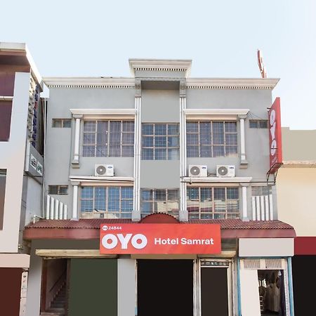 Oyo 24844 Hotel Samrat Bhopál Kültér fotó