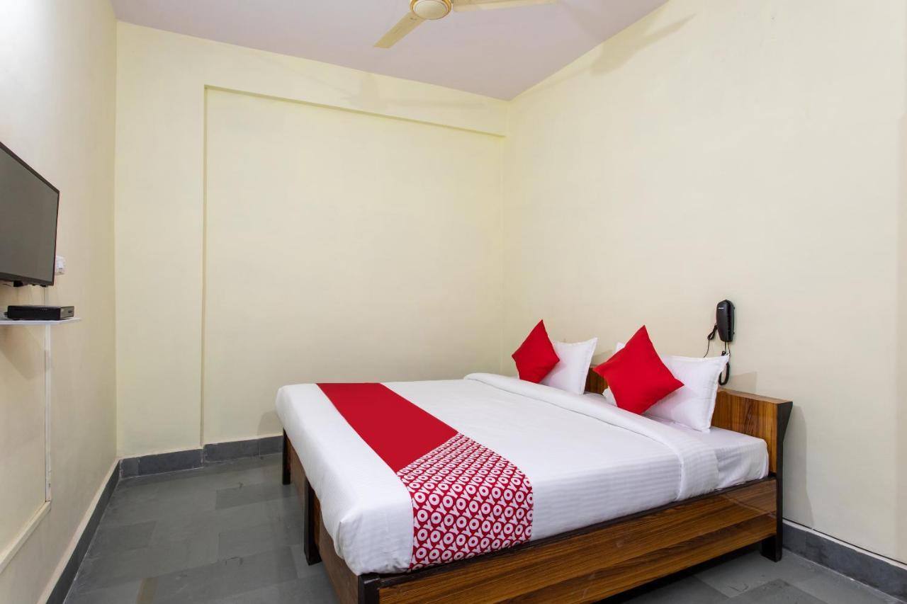 Oyo 24844 Hotel Samrat Bhopál Kültér fotó