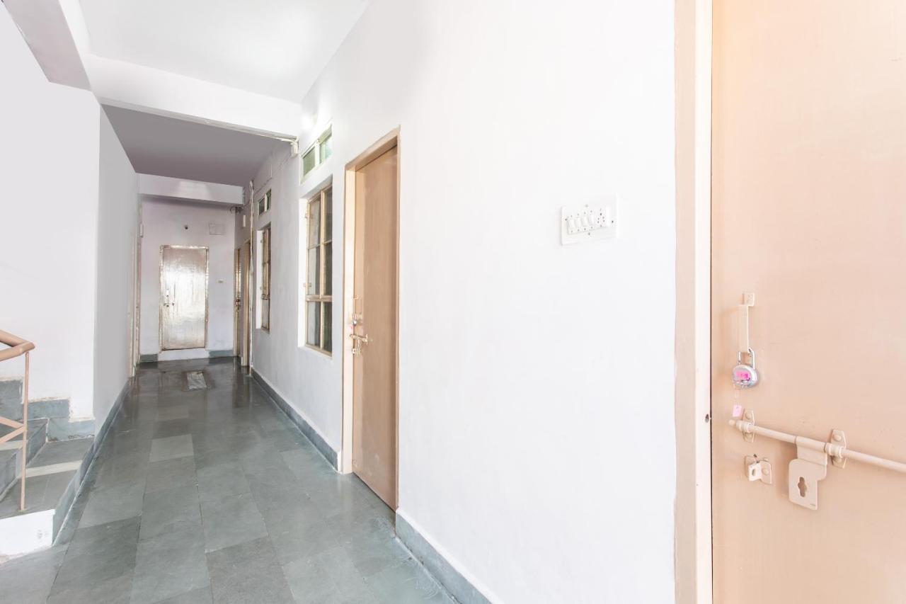 Oyo 24844 Hotel Samrat Bhopál Kültér fotó