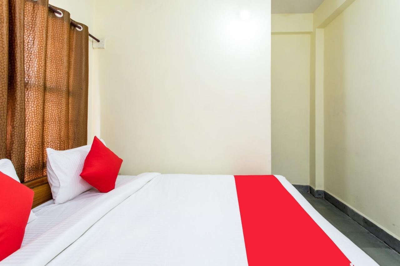 Oyo 24844 Hotel Samrat Bhopál Kültér fotó