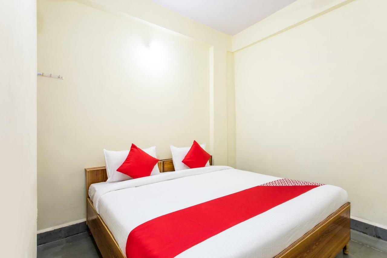 Oyo 24844 Hotel Samrat Bhopál Kültér fotó